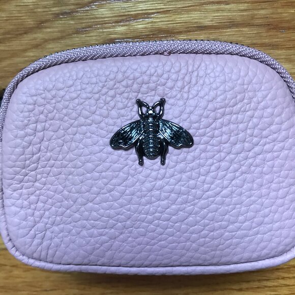 Pink Grainy Genuine Leather Coin Purse ID Holder with Bee - Picture 2 of 7
